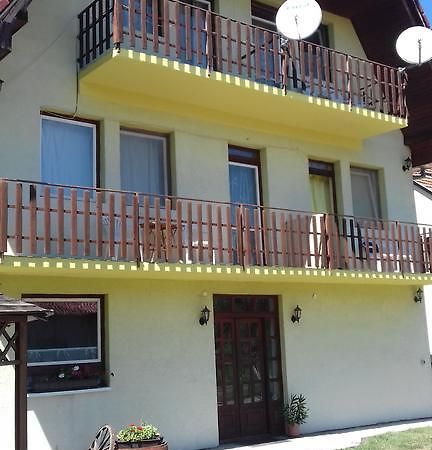 Apartmán Apartmanhaz Balatonfenyves Exteriér fotografie