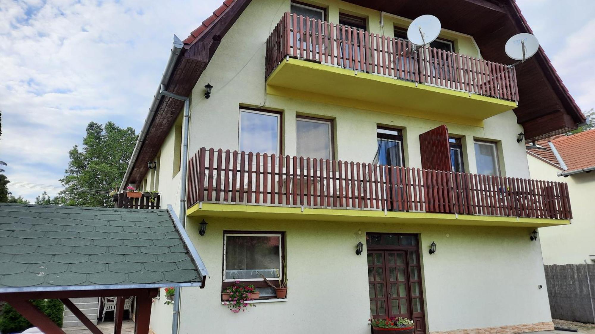 Apartmán Apartmanhaz Balatonfenyves Exteriér fotografie